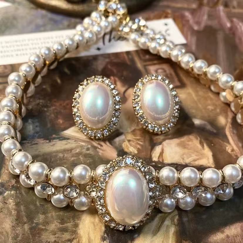 Diana-Inspired Blush Pearl Set-Handcrafted Vintage Necklace & Earrings