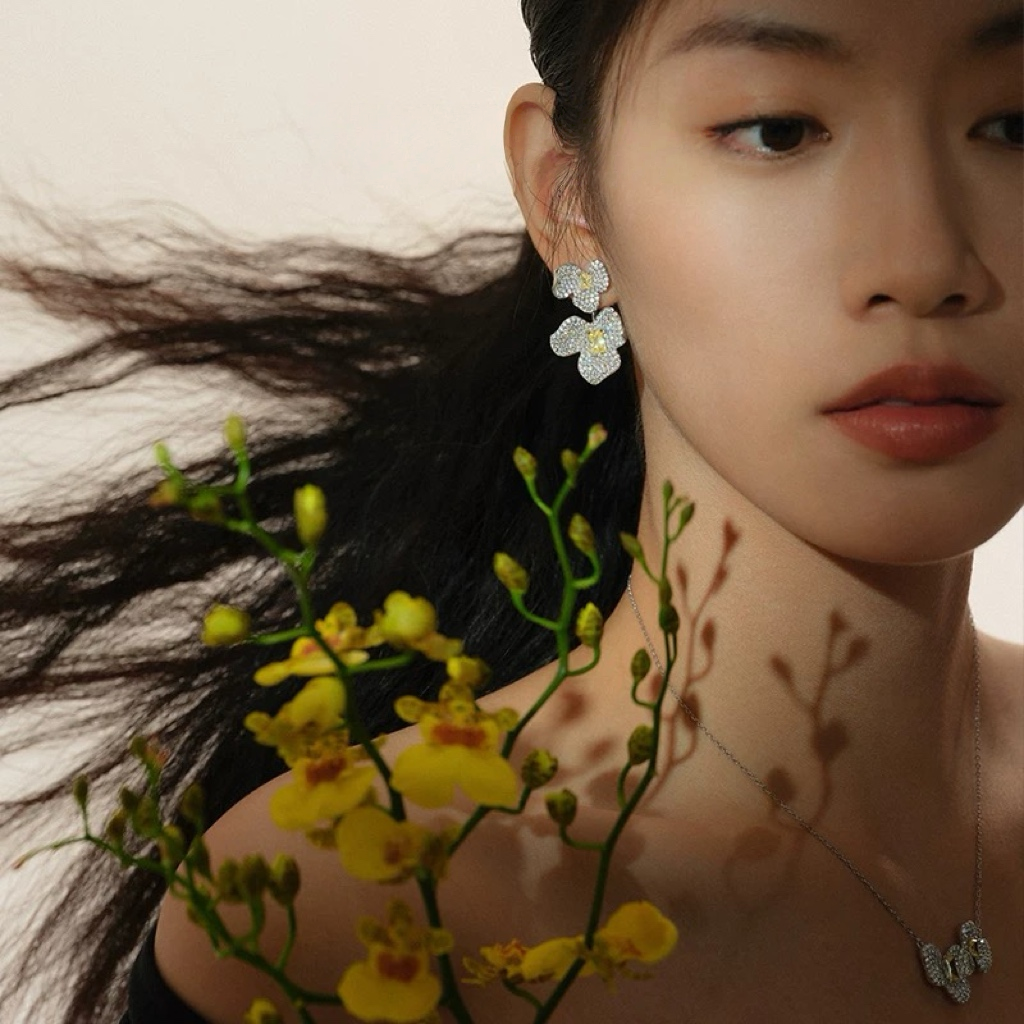 Orchid Petal Elegance 925 Silver Necklace & Earrings Set