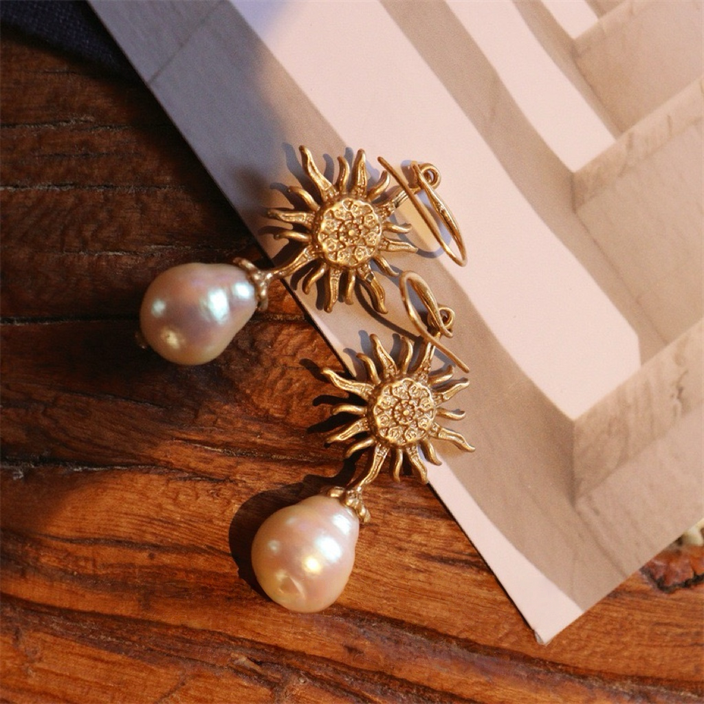 Snowflake Pearl Necklace & Earrings Set
