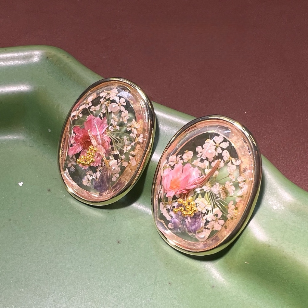 Handmade Resin Dried Flower Earrings