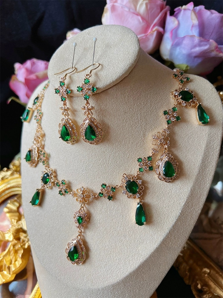 Handmade Victorian Baroque Necklace & Earring Set