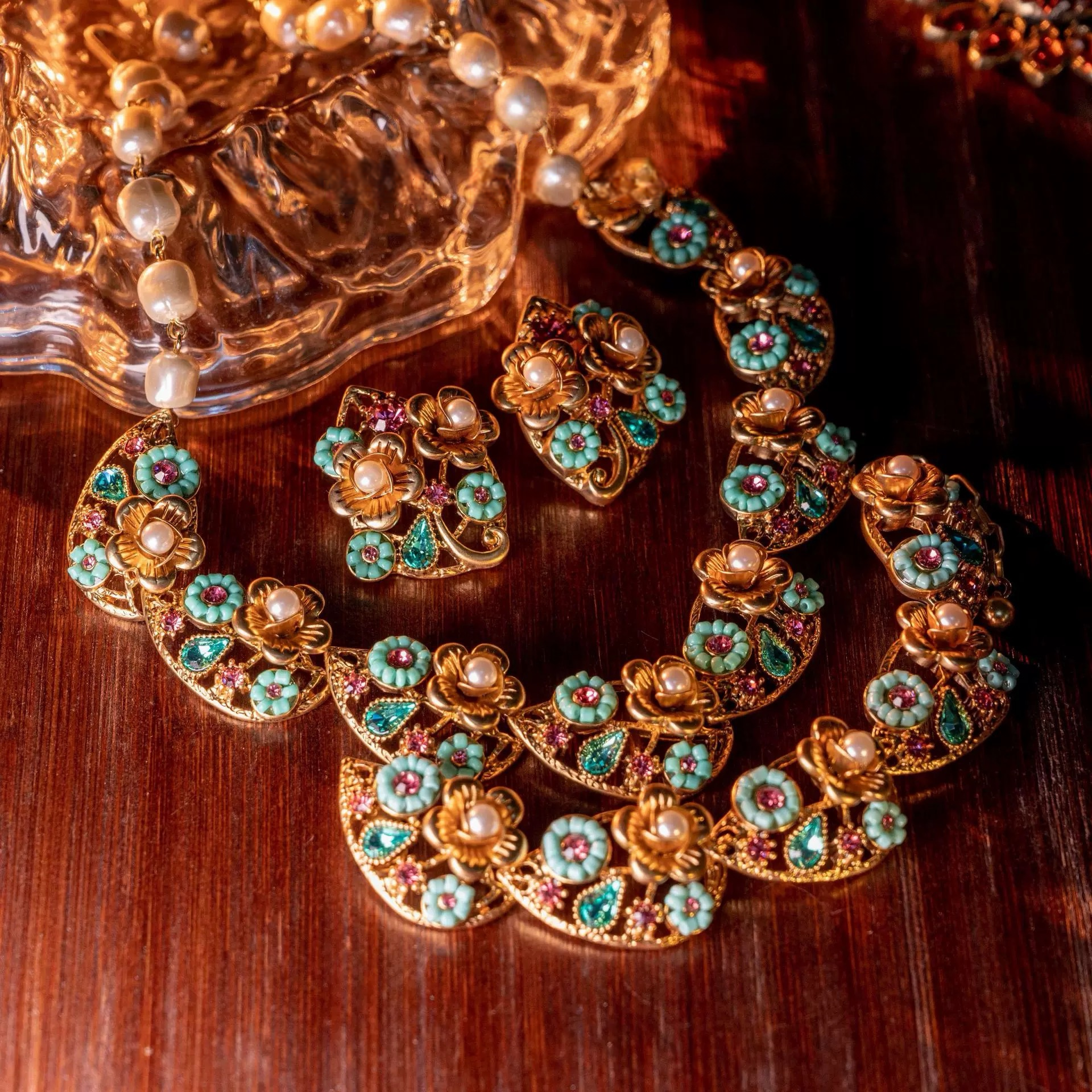 Victorian Renaissance Floral Suite | Genuine Freshwater Pearl Jewelry Set