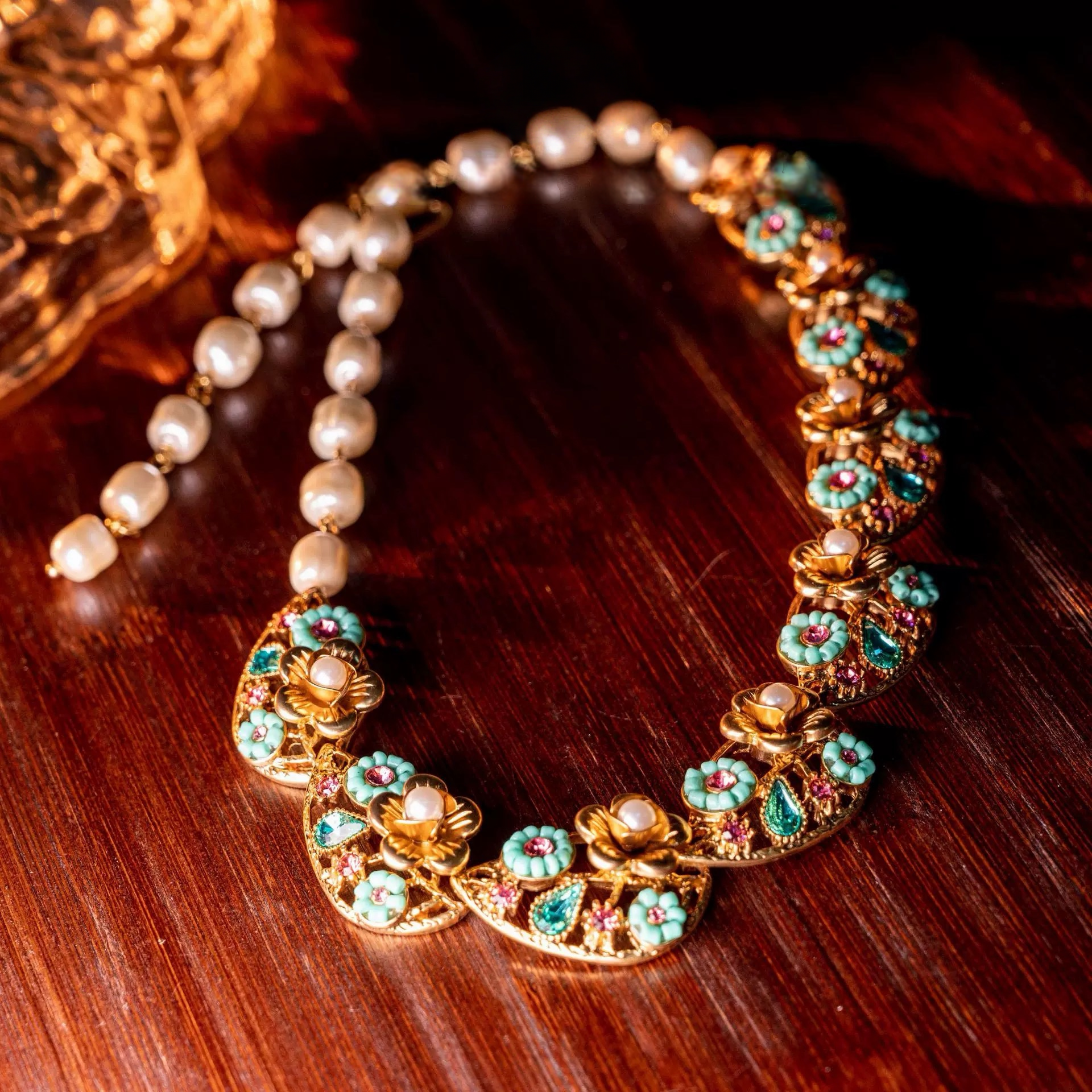 Victorian Renaissance Floral Suite | Genuine Freshwater Pearl Jewelry Set