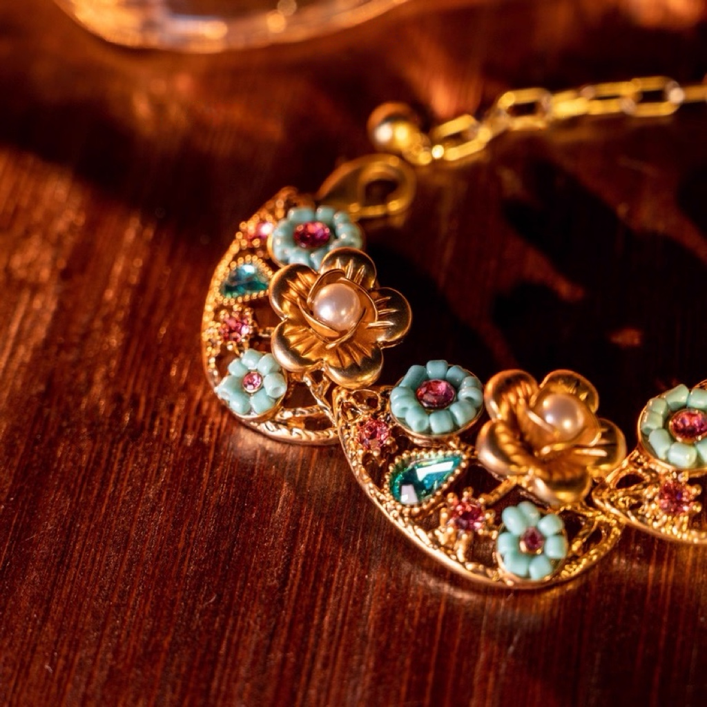 Victorian Renaissance Floral Suite | Genuine Freshwater Pearl Jewelry Set