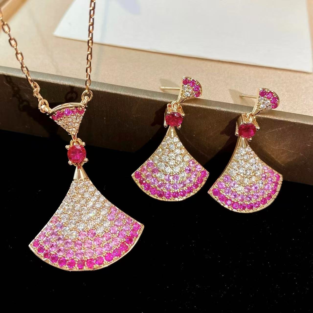 Blush Fan Dress Sparkle Necklace & Earrings Set