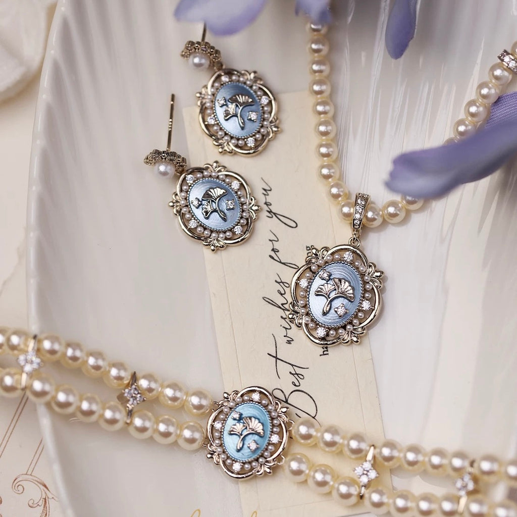 Delicate Ginkgo Leaf French Pearl Jewelry Set