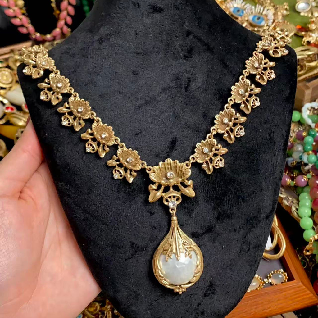 Regal Opulence Statement Pearl|Baroque Pendant Necklace Earrings