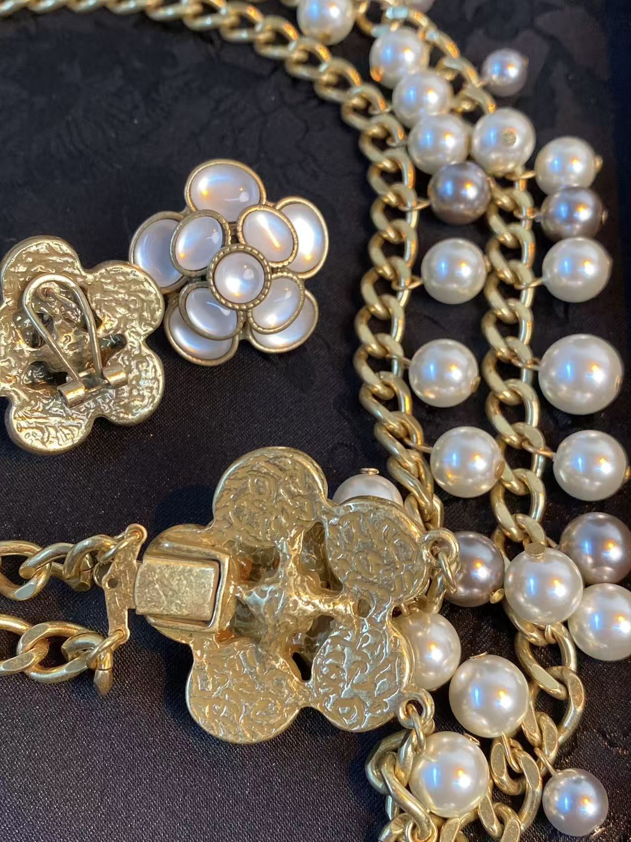 Gilded Camellia Luxury Tiered Pearl & Curb Chain Statement Set