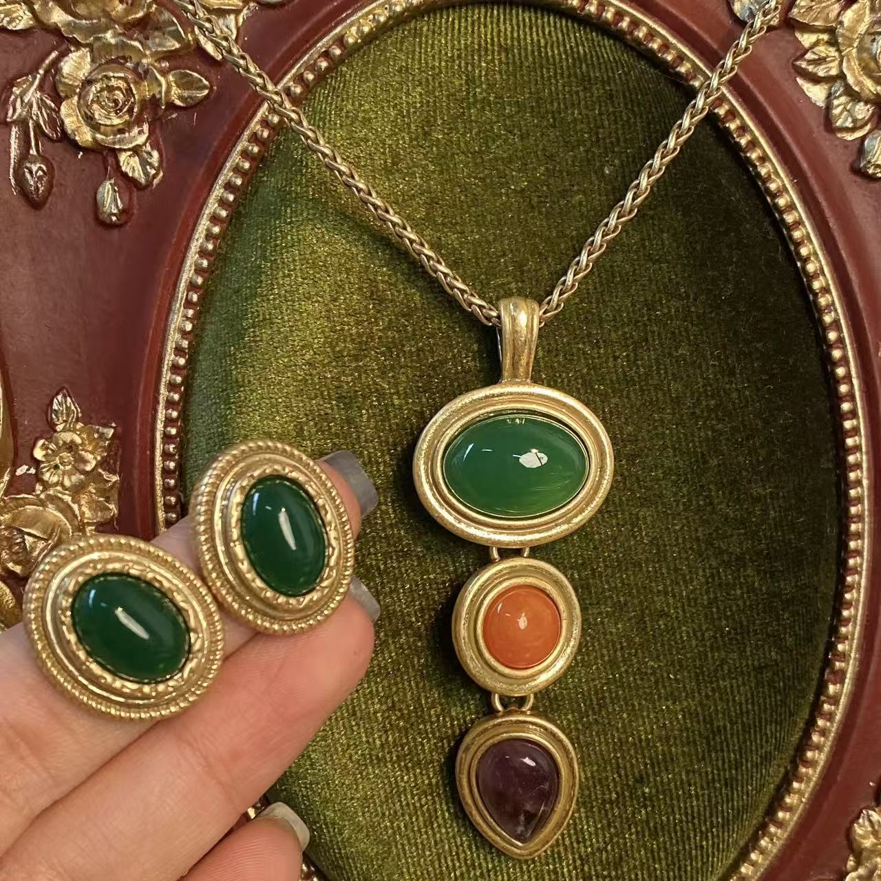 Genuine Agate Antique Heirloom Collection