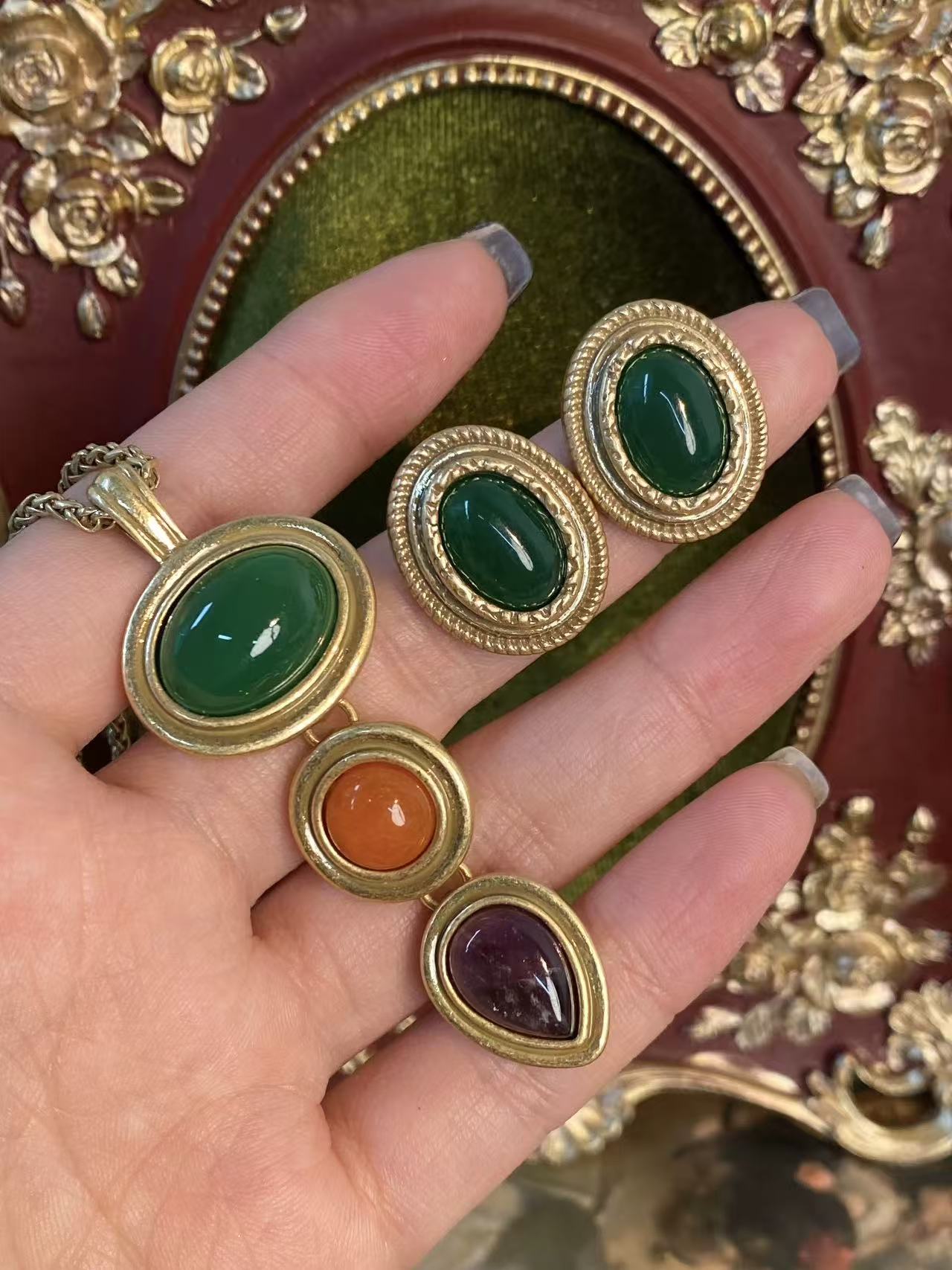 Genuine Agate Antique Heirloom Collection