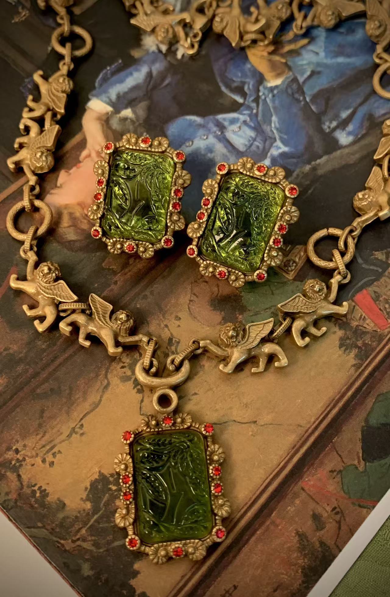 Guardian Angel Renaissance Suite|Intaglio Glass & Cherub Link Collection