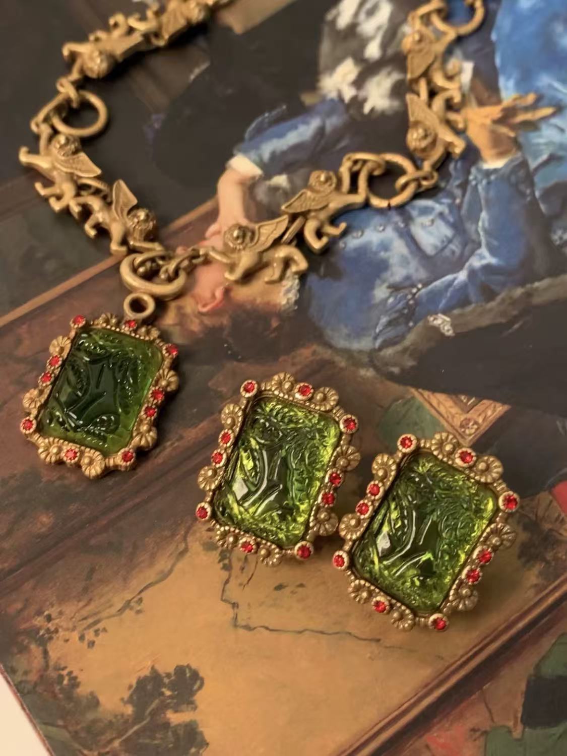 Guardian Angel Renaissance Suite|Intaglio Glass & Cherub Link Collection