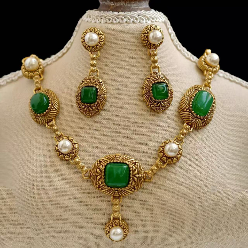 Vintage Emerald Green Agate Statement Jewelry Set
