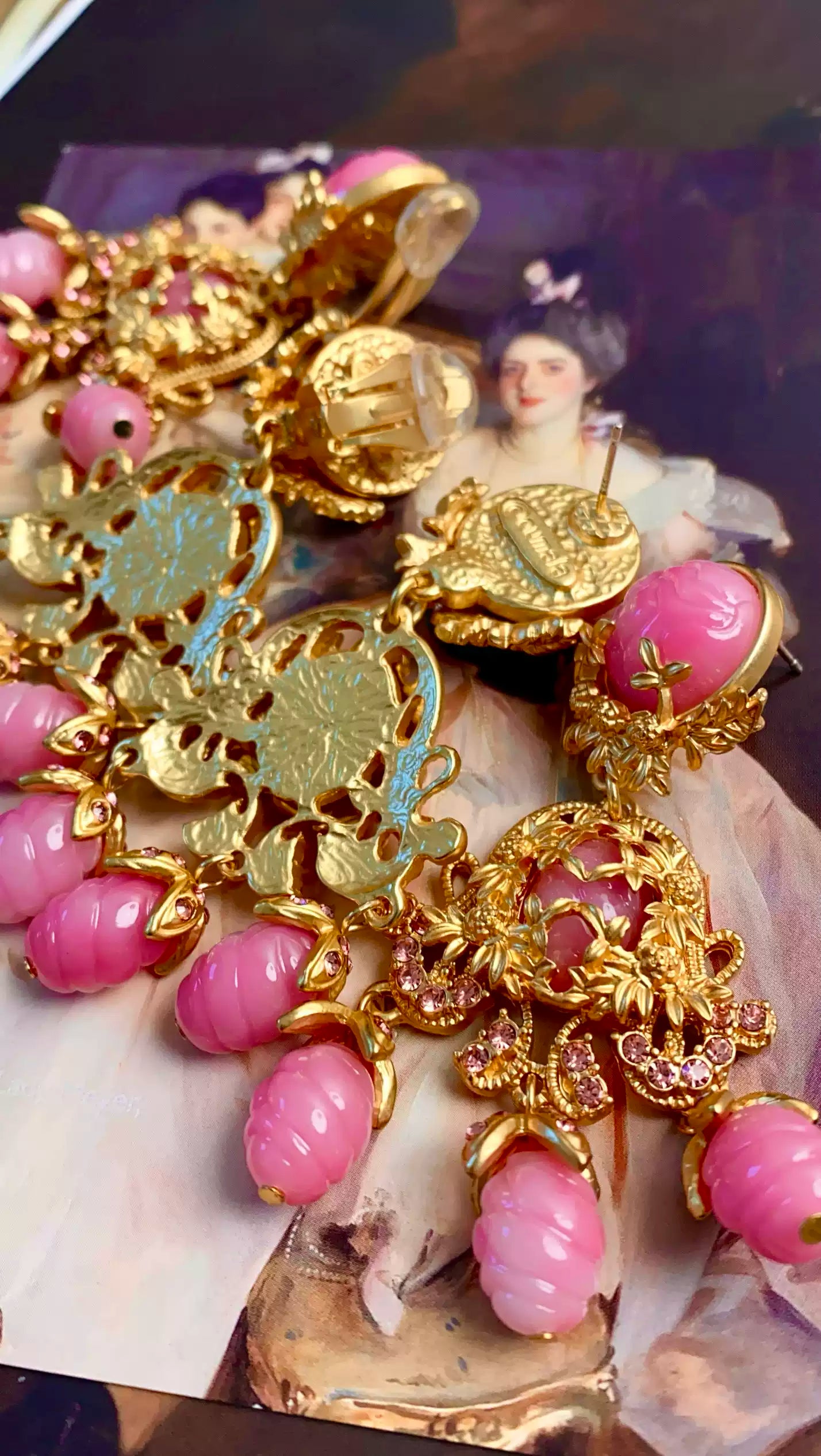 Victorian Carved Pink Art Chandelier Jewelry Set