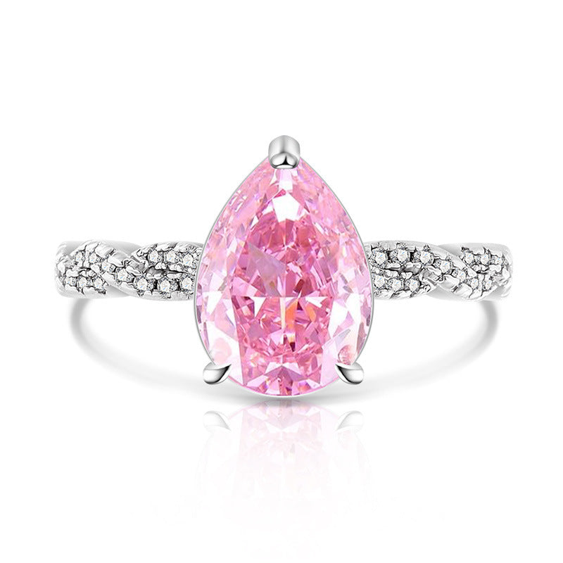 Classic Twisted Teardrop Ring