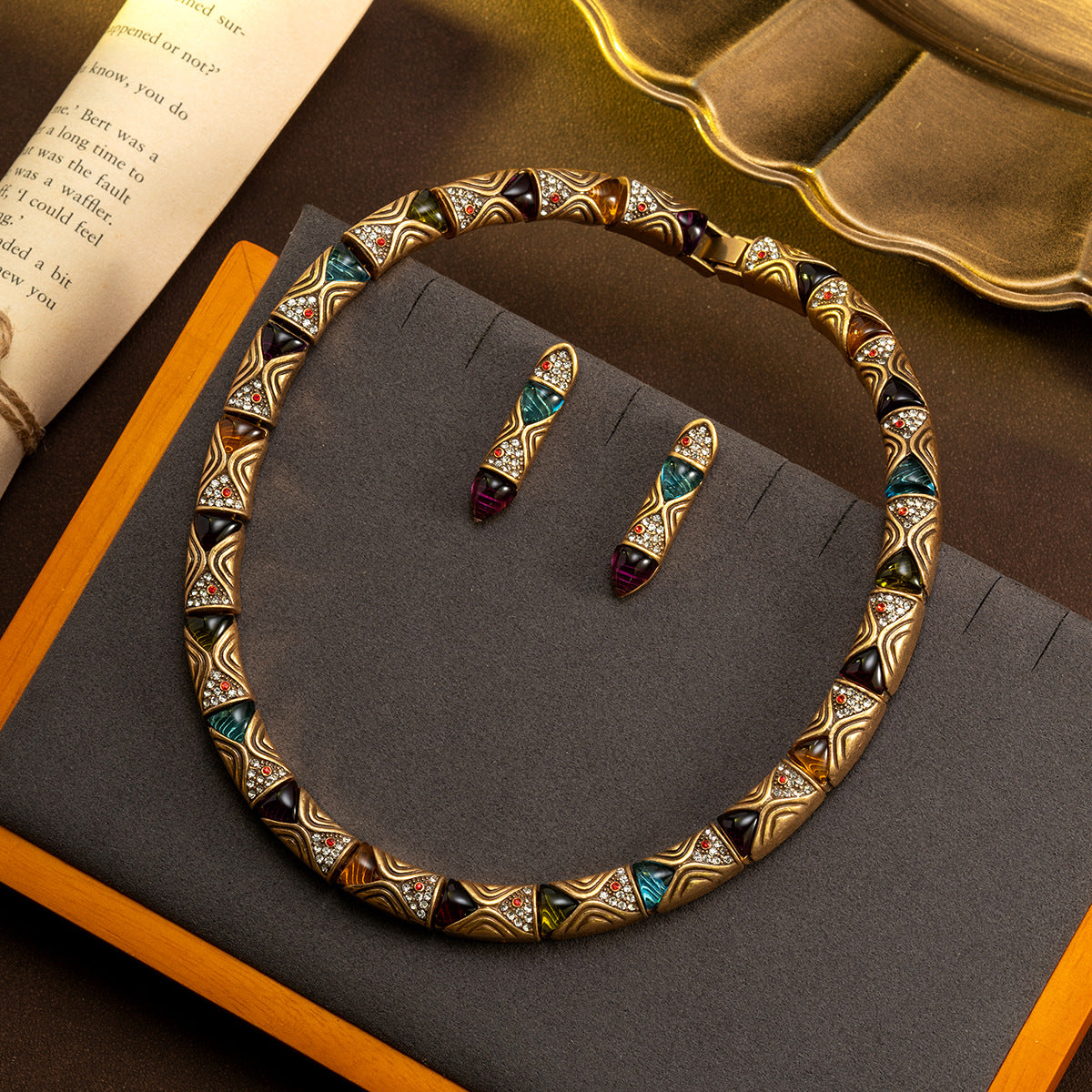 Vintage Heavy Hinged Link Collar Necklace