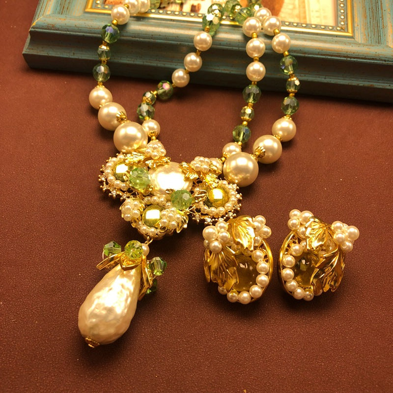 The Victorian Verdant Heritage Jewelry Suite