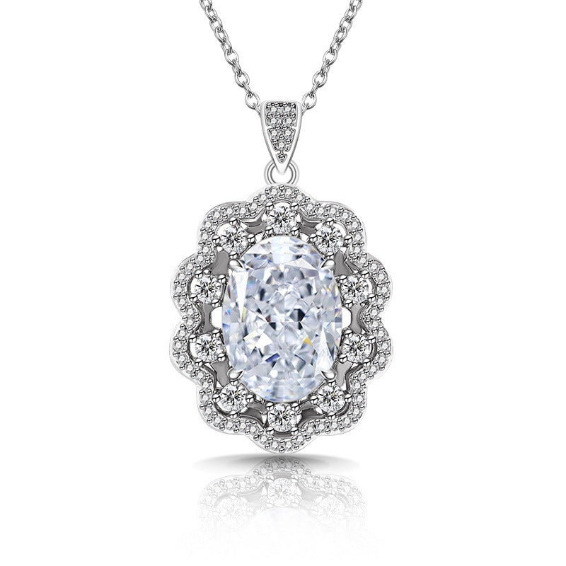 Royal Aura Oval Pendant Scalloped Statement Necklace