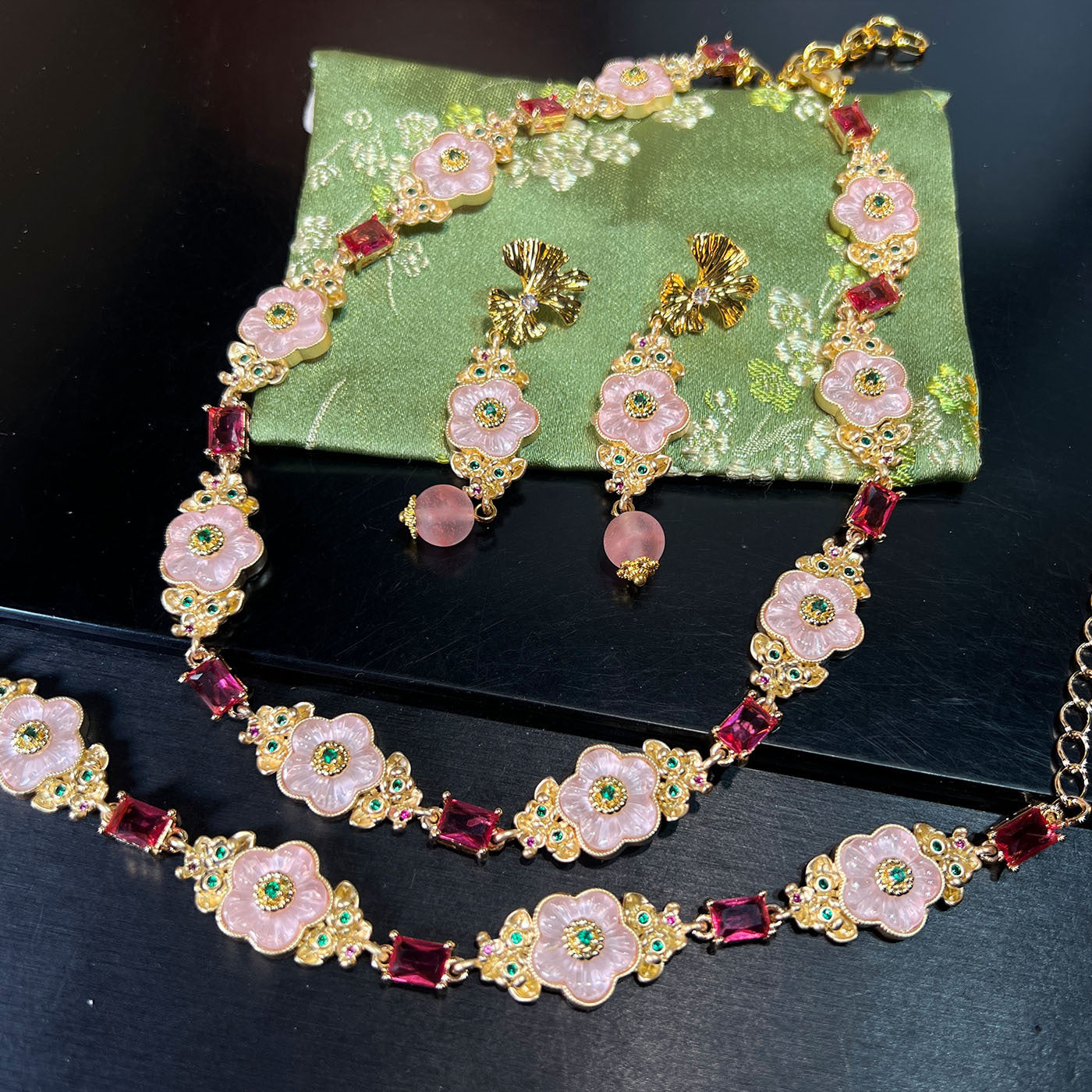 Vintage Chinoiserie Blossom Jewelry Set