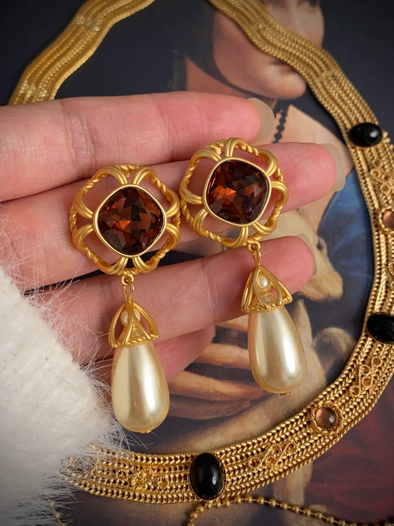 Etruscan Style Draped Gold Filigree Statement Collar