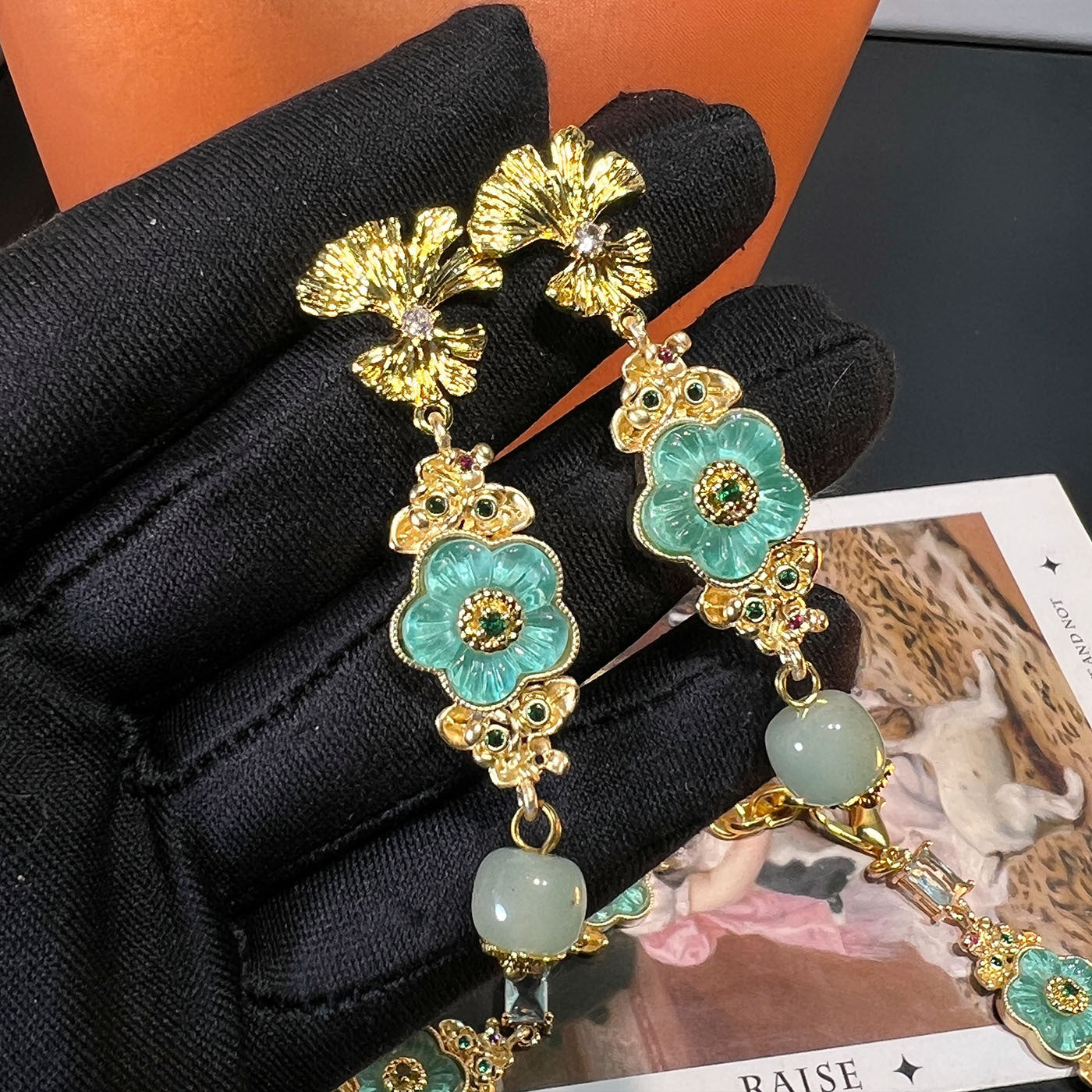 Vintage Chinoiserie Blossom Jewelry Set