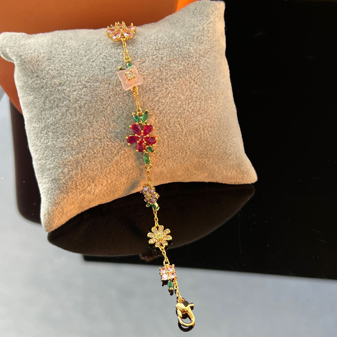 Delicate Floral Bracelet Stud Earrings Set