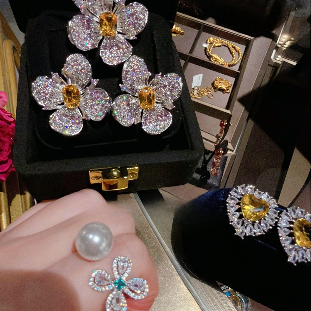 Luxury Yellow Jewel-Tone Cushion-Cut Flower Jewelry Set
