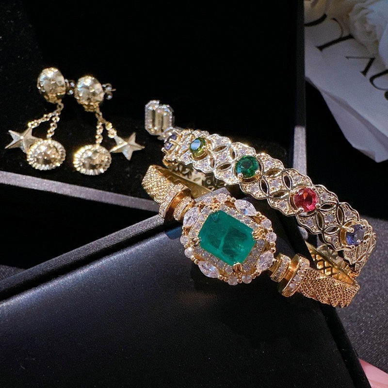 Vintage Royal Hollow Filigree Bangle