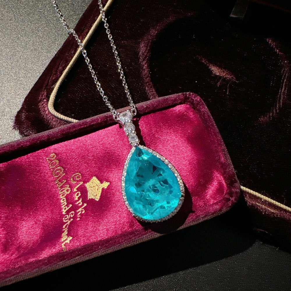 The Paraíba Teardrop Royalty Jewelry Set