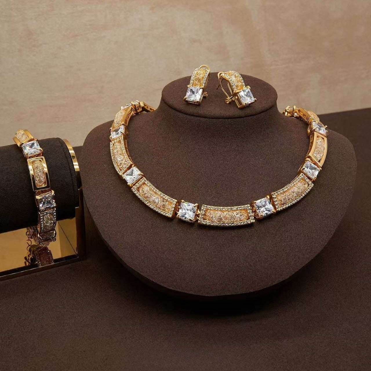 Modernist Lattice Jewelry Suite